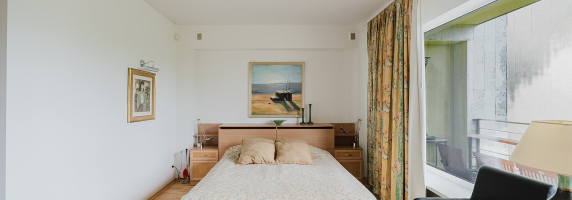 Vanagupe Stay 43 by Monto